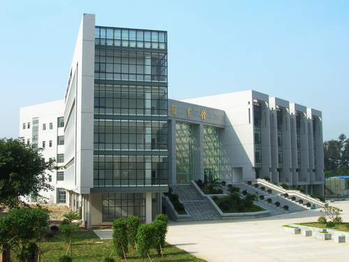 广东警官学院教室空调远程智能控制项目
